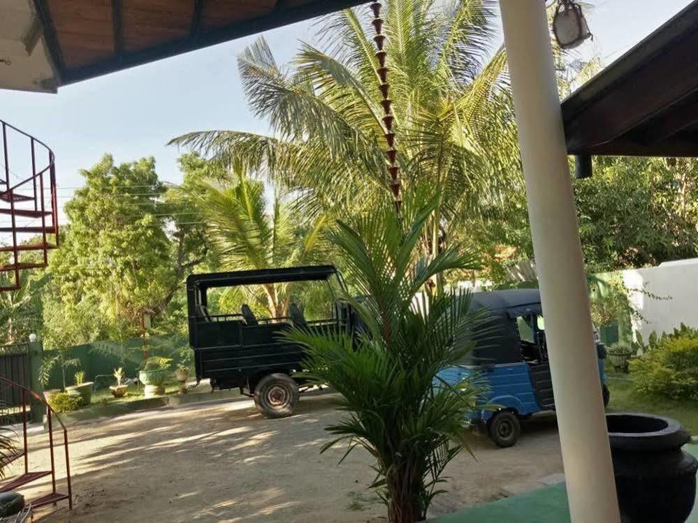 Sanoga Holiday Resort Tissamaharama Ngoại thất bức ảnh