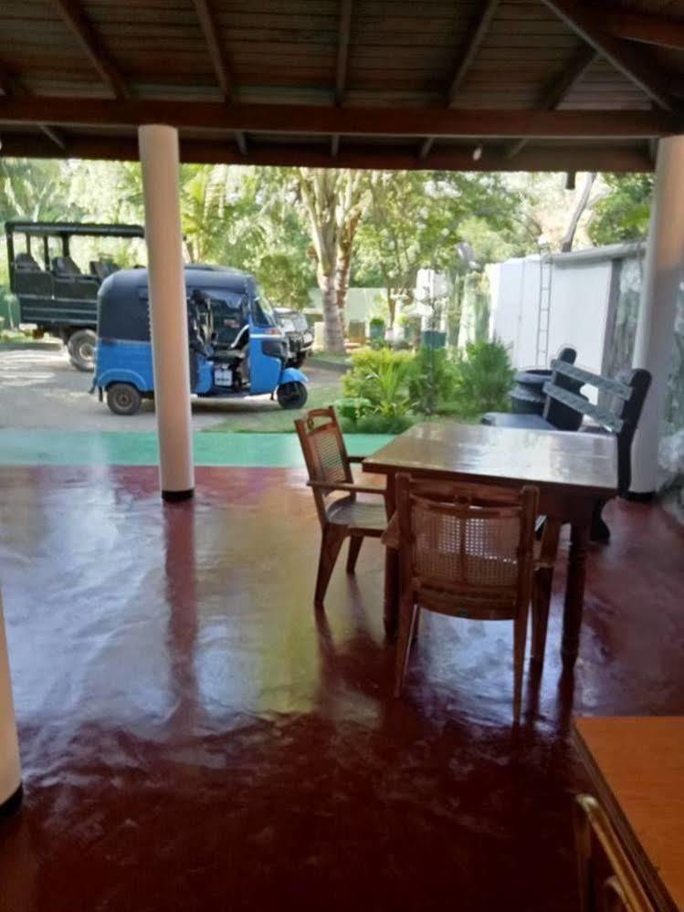 Sanoga Holiday Resort Tissamaharama Ngoại thất bức ảnh