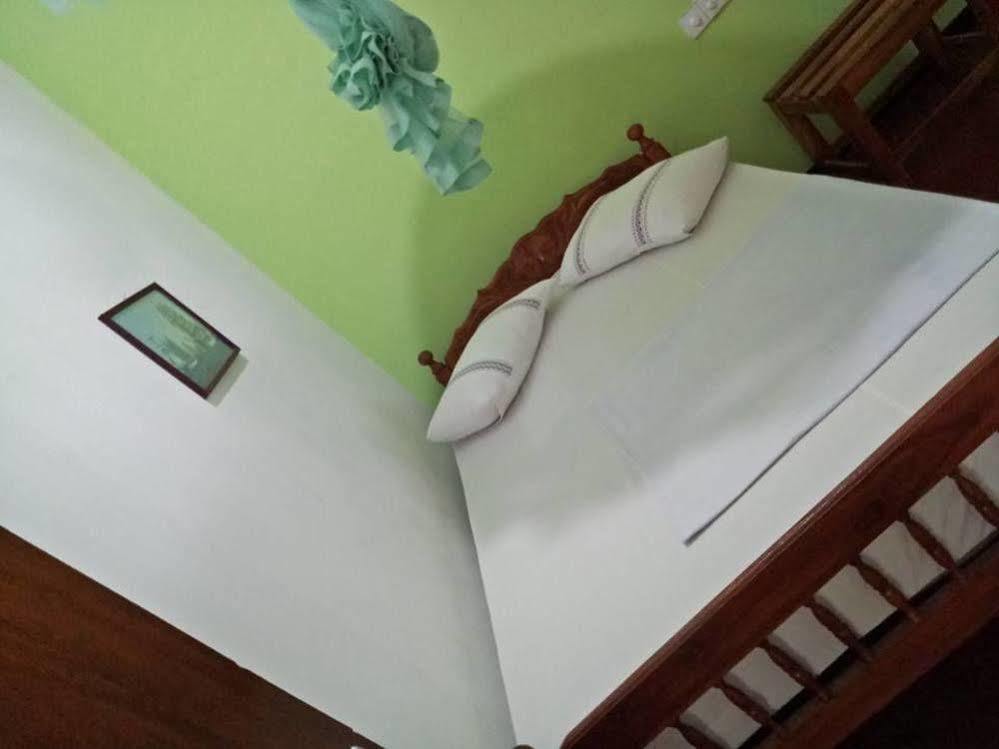 Sanoga Holiday Resort Tissamaharama Ngoại thất bức ảnh