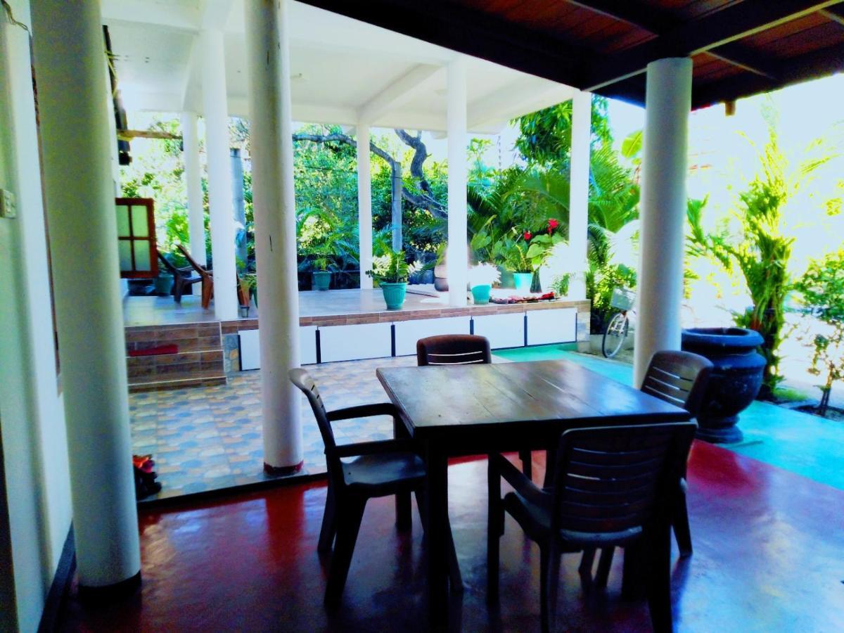 Sanoga Holiday Resort Tissamaharama Ngoại thất bức ảnh