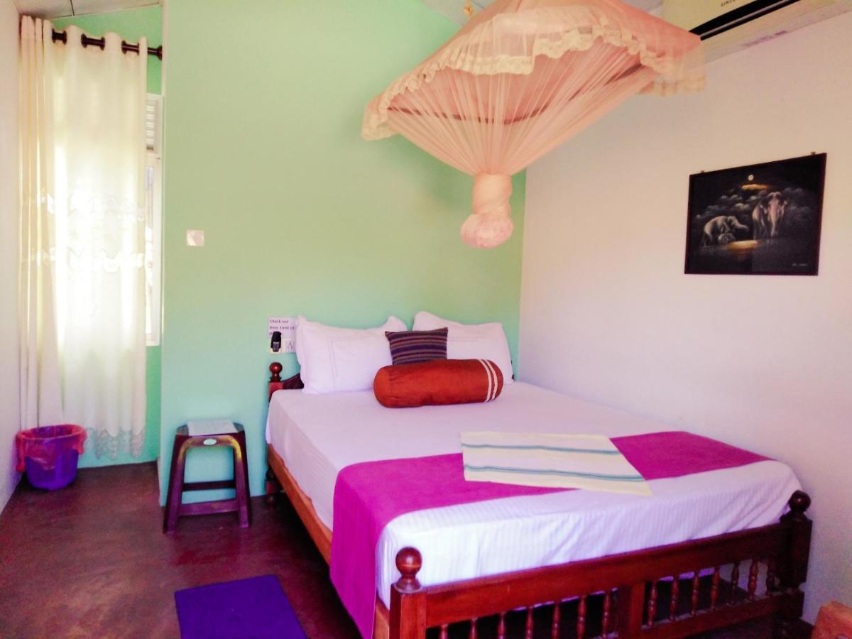 Sanoga Holiday Resort Tissamaharama Ngoại thất bức ảnh